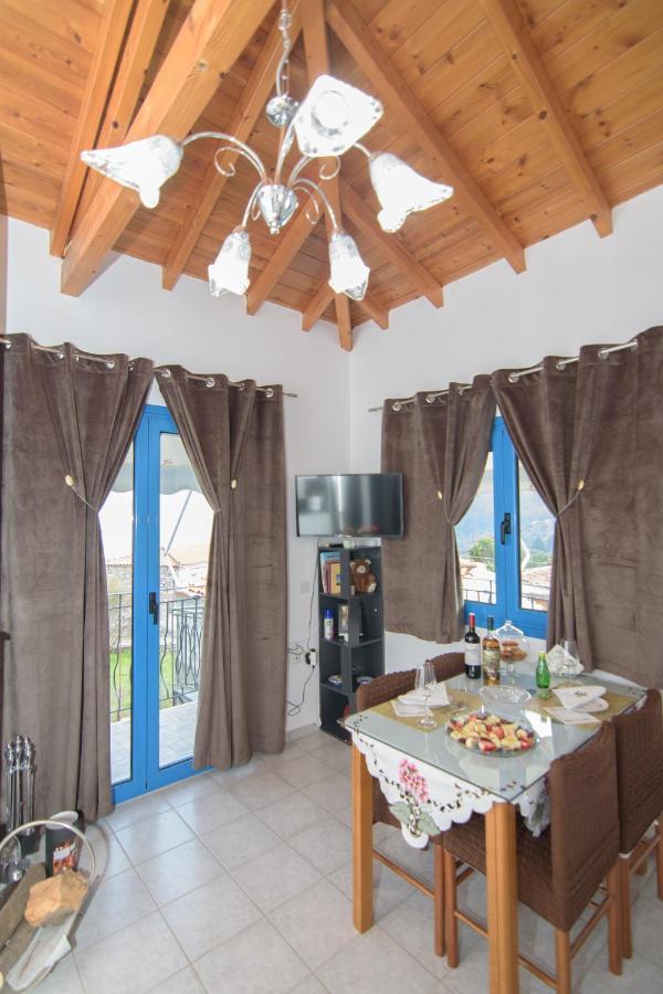 Samian Thalia Apartment Pagondas Exterior photo